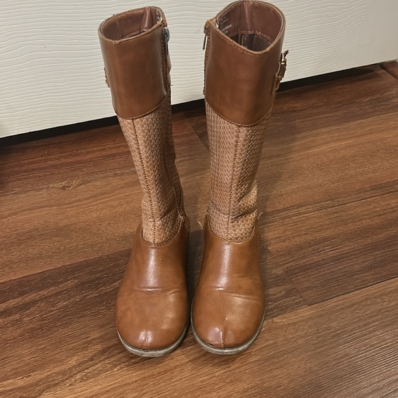 GIRLS RIDING BOOTS - Picture 3 of 3